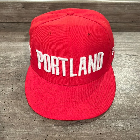 NBA Other - NBA Portland Trail Blazers Basketball New Era 9Fifty Cap Snapback